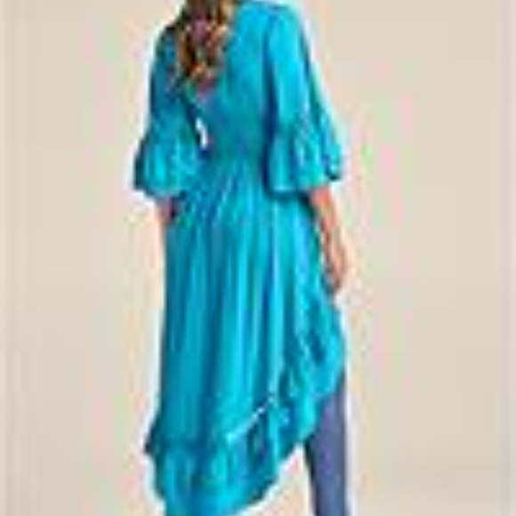 NEW WITH OUT TAGS(TOO SMALL ON ME :( ) VENUS LACE TIERED MAXI TOP SIZE M (8-10) - Picture 2 of 3